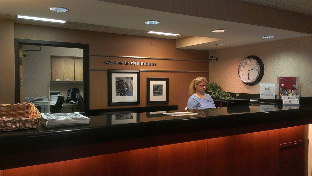 Hampton Inn Des Moines-Airport Exterior foto