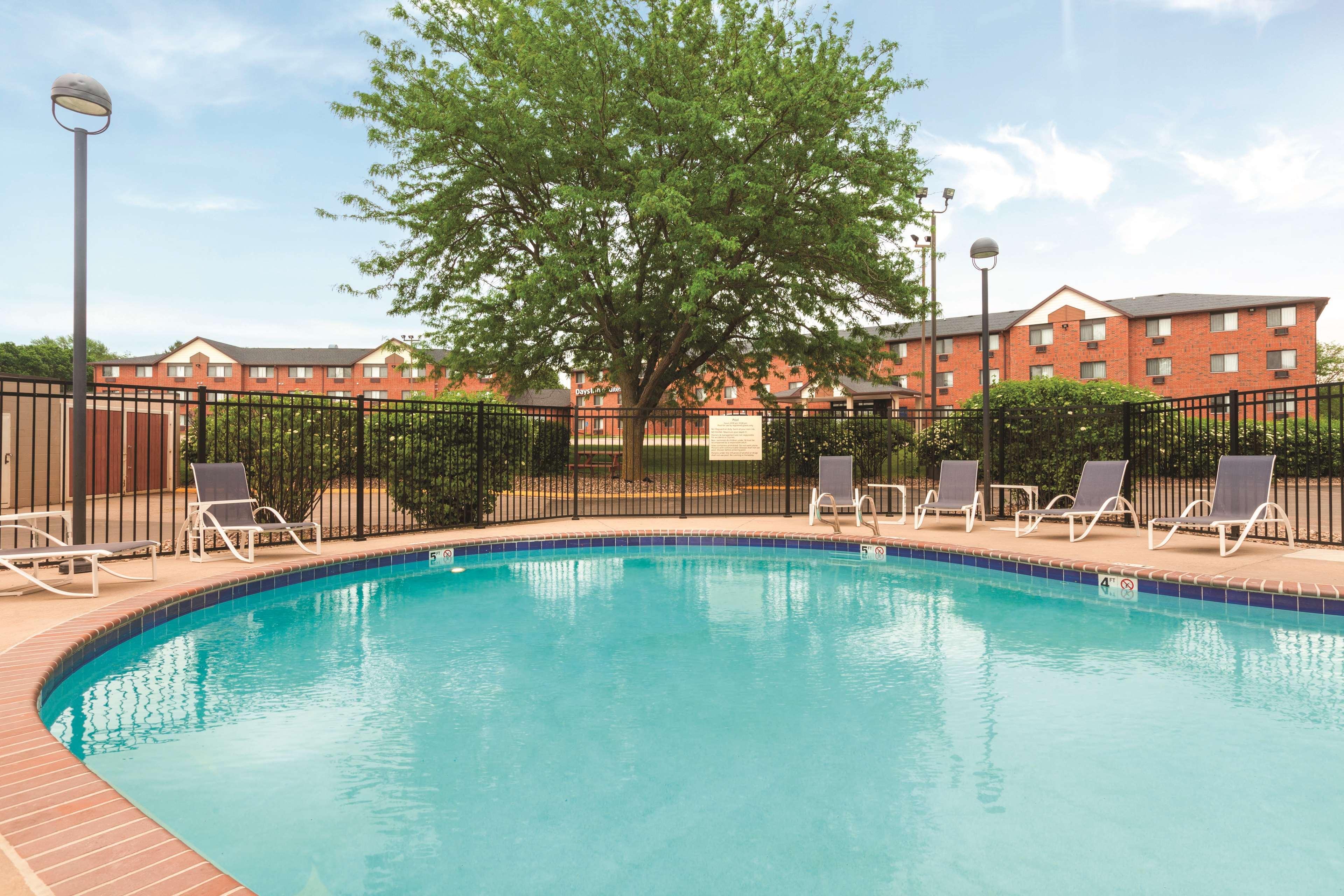 Hampton Inn Des Moines-Airport Exterior foto